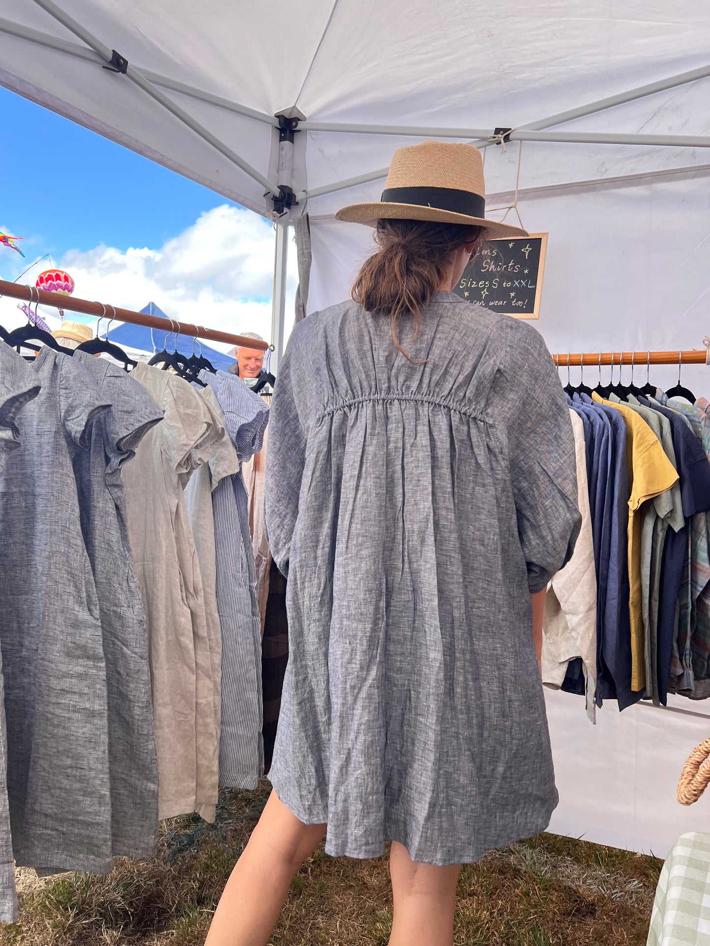 Balloon sleeve shirt in blue-grey, 100% linen