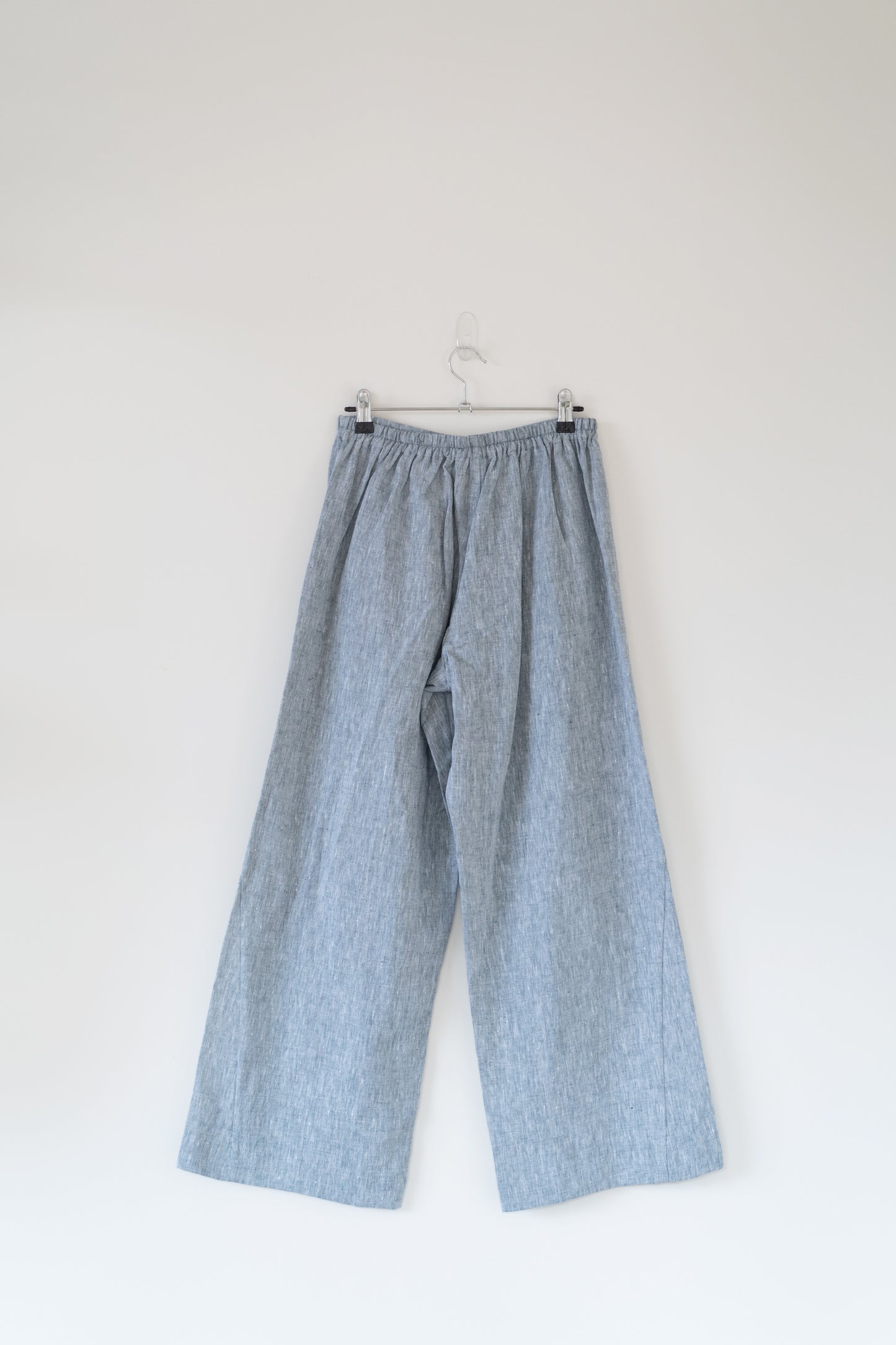 Stretchy wide leg pants in dusty blue, 100% linen