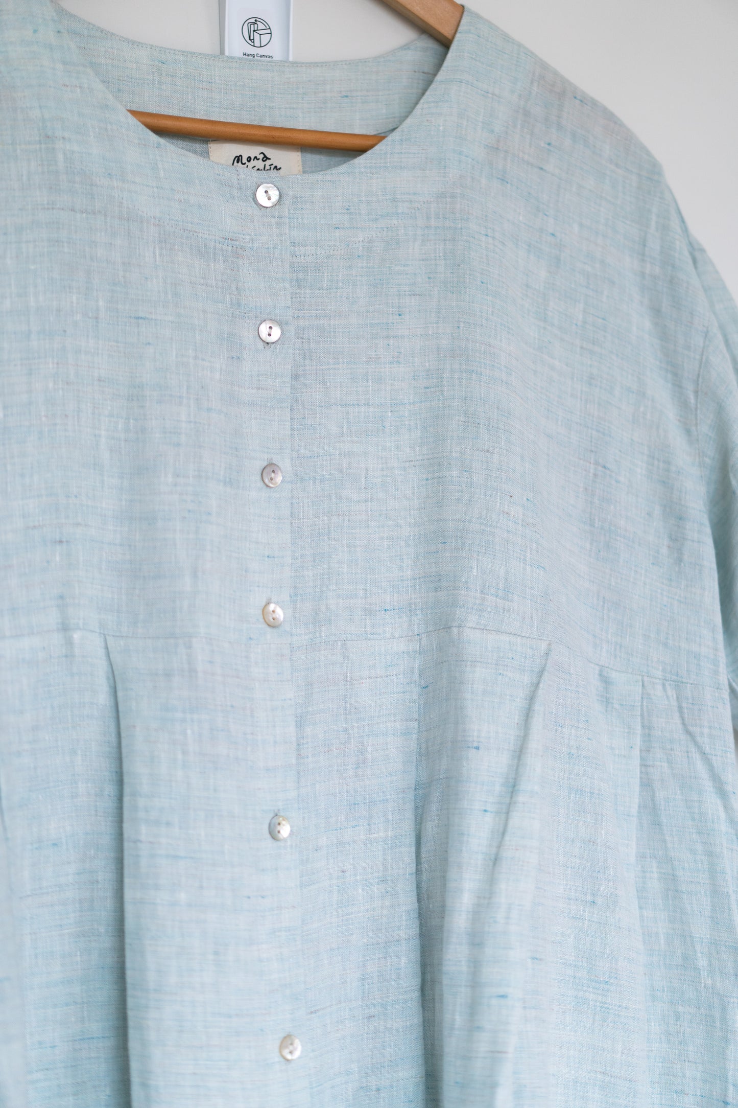 Pleated buttoned tee dress in mixed mint, 100% linen