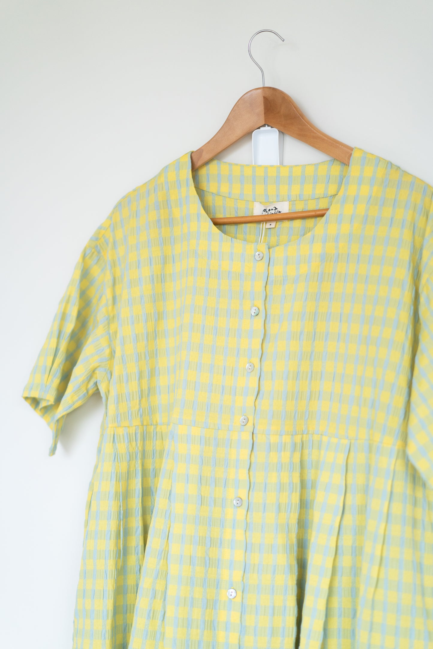 Pleated buttoned tee dress in seersucker green, 100% linen