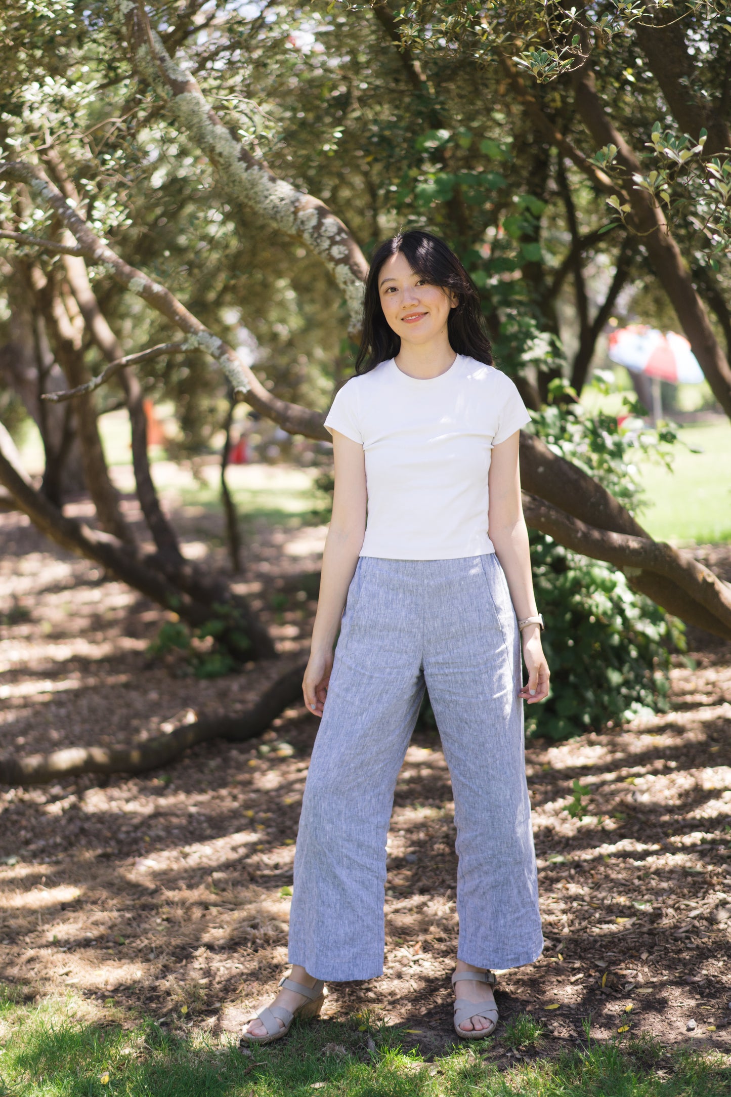 Stretchy wide leg pants in dusty blue, 100% linen