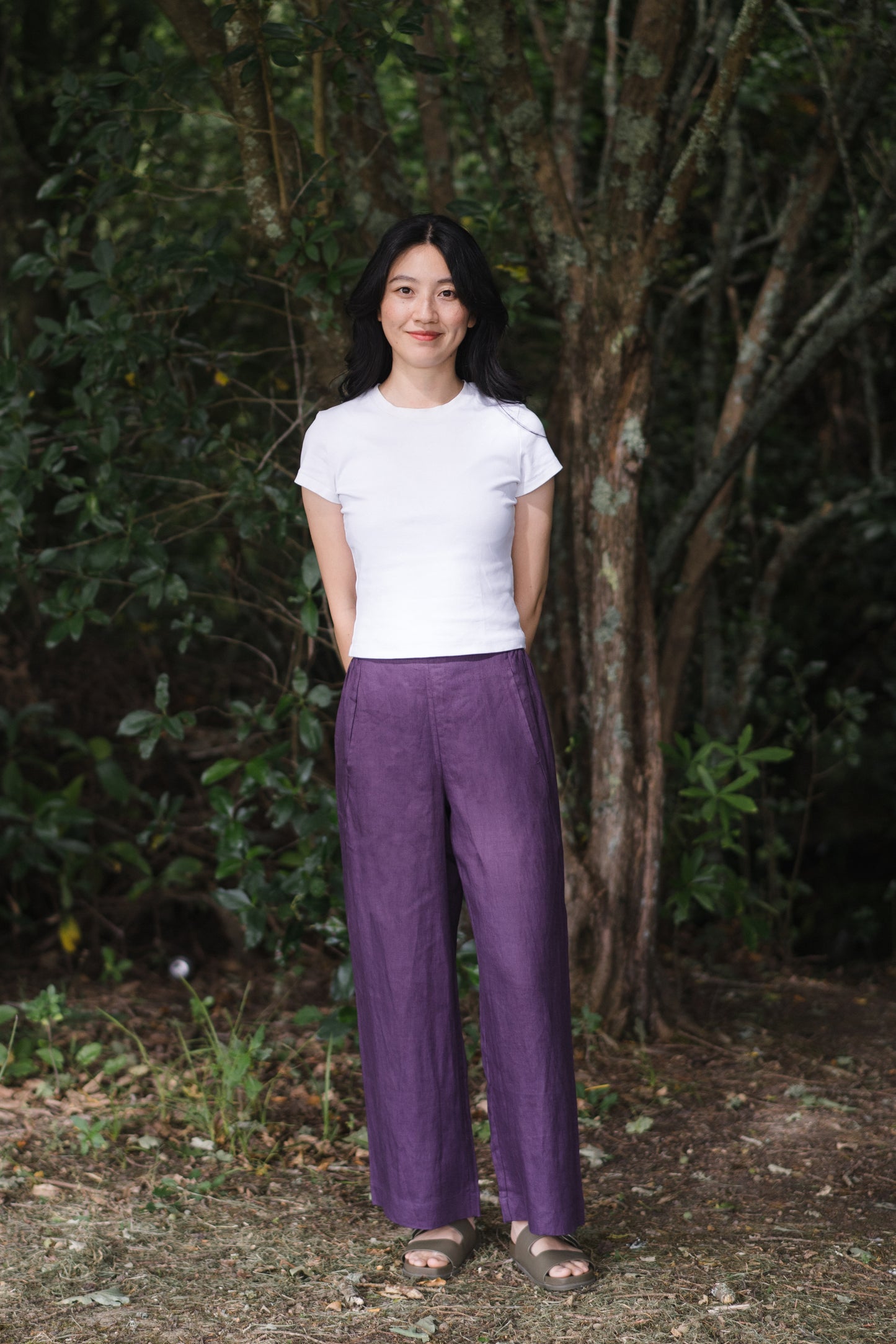 Stretchy wide leg pants in violet, 100% linen