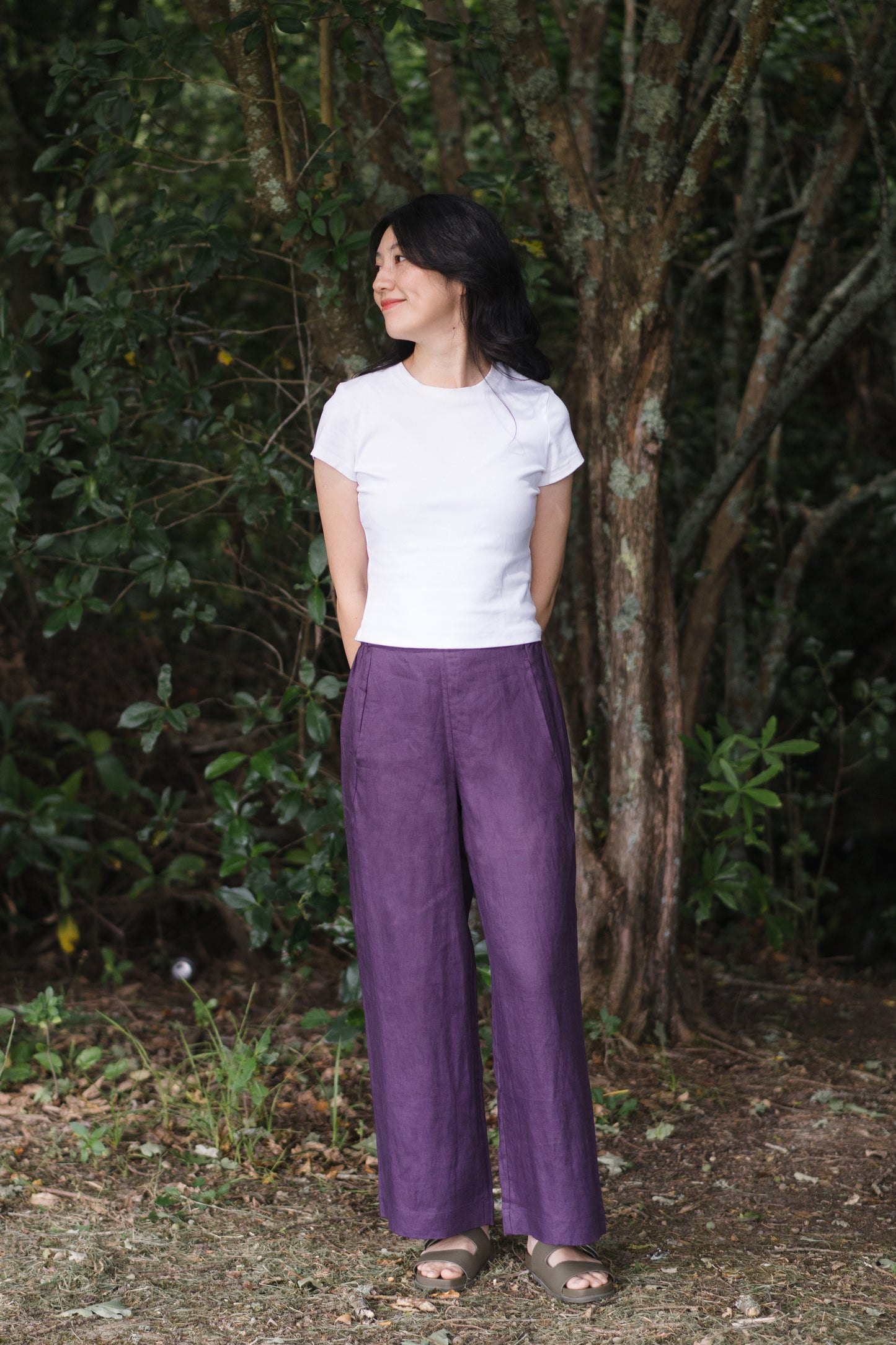 Stretchy wide leg pants in violet, 100% linen