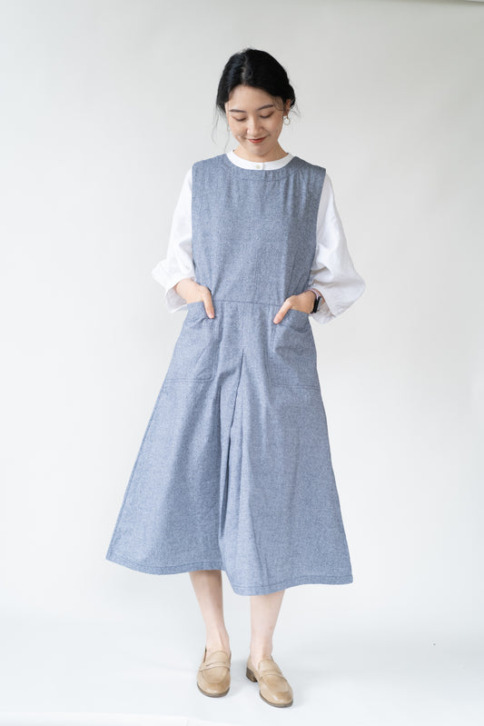 Sleeveless two-sided pinafore dress in dusty blue, 100% cotton