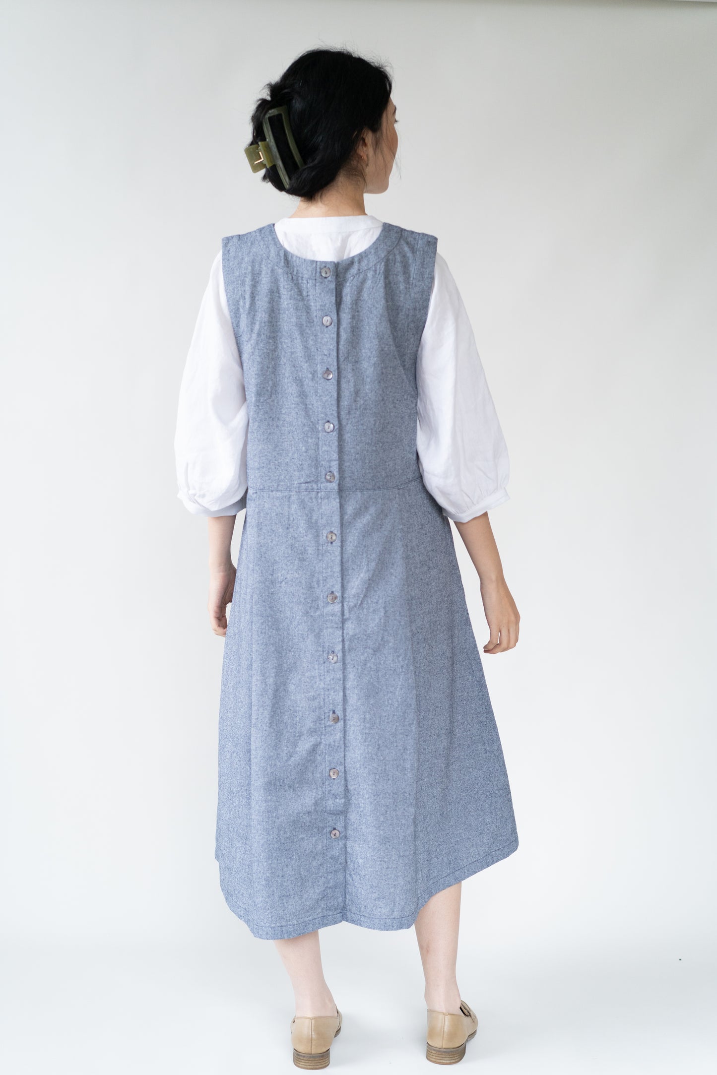 Sleeveless two-sided pinafore dress in dusty blue, 100% cotton