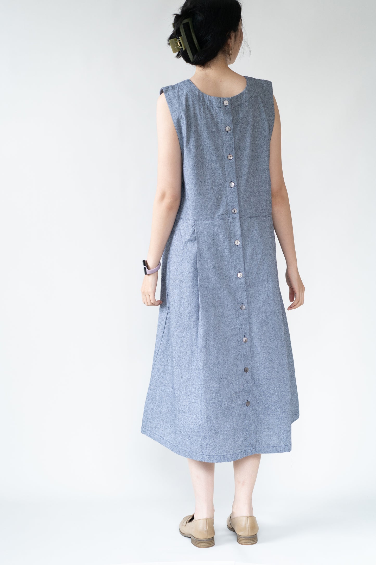 Sleeveless two-sided pinafore dress in dusty blue, 100% cotton