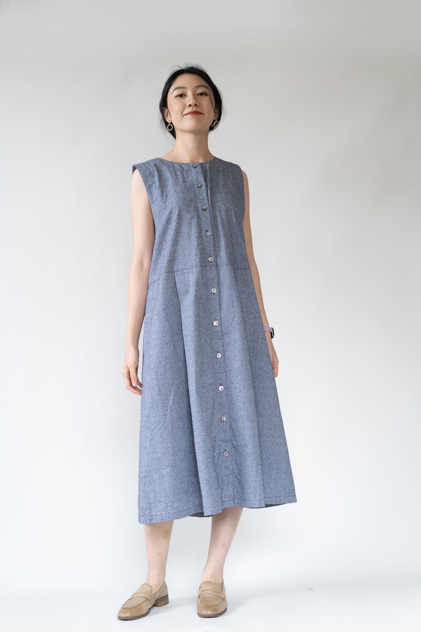 Sleeveless two-sided pinafore dress in dusty blue, 100% cotton