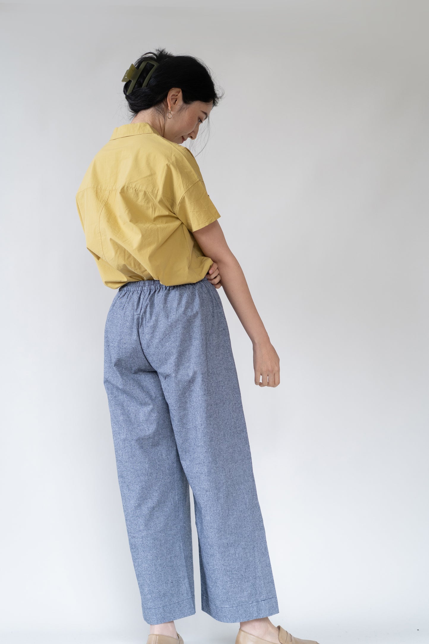 Stretchy wide leg pants in dusty blue, 100% cotton