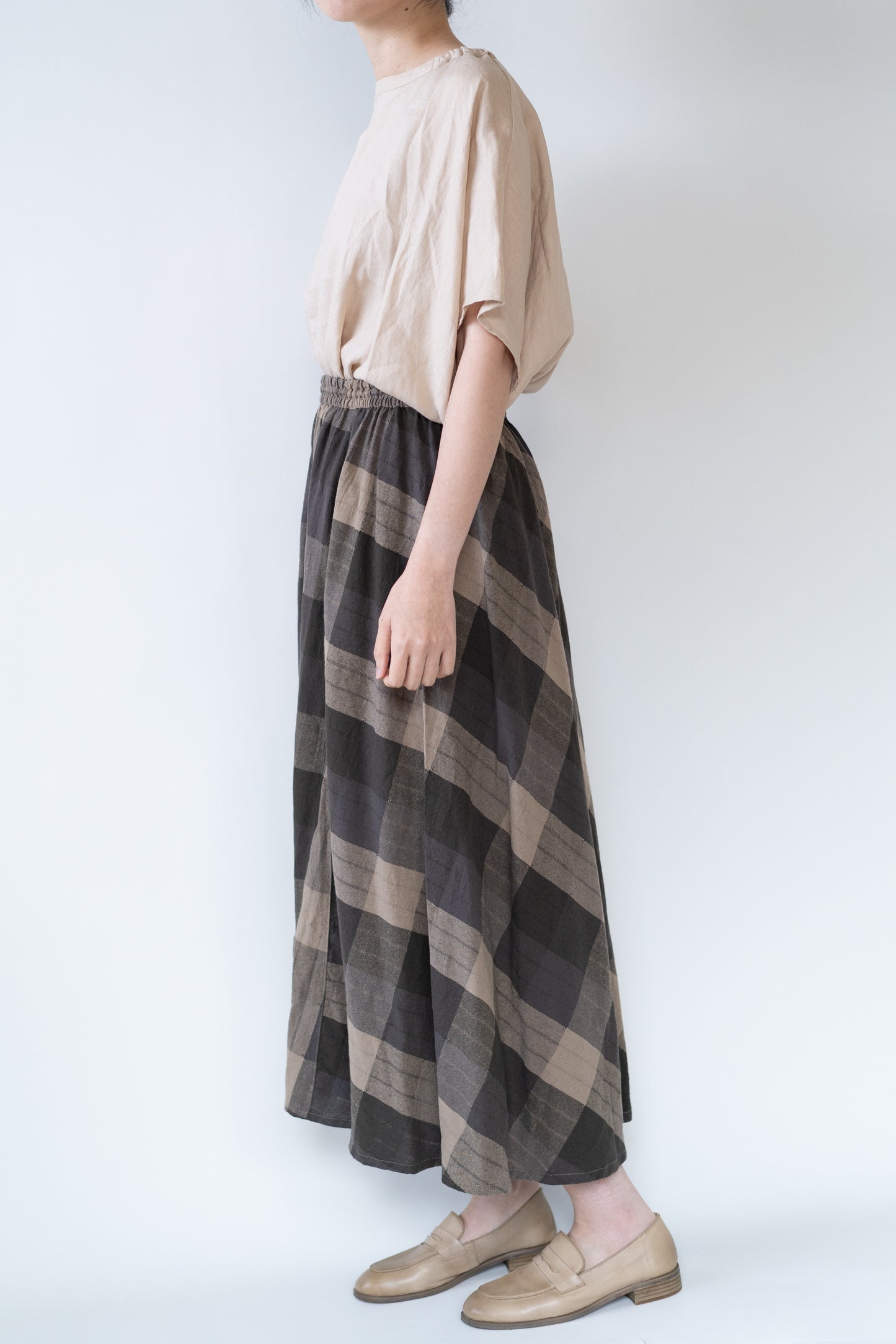 Paid flare skirt in brown