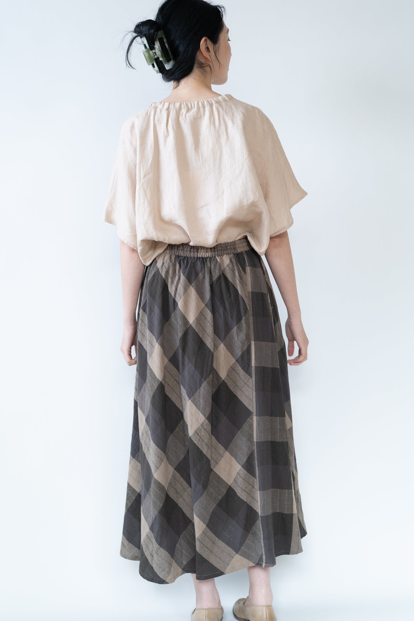 Paid flare skirt in brown