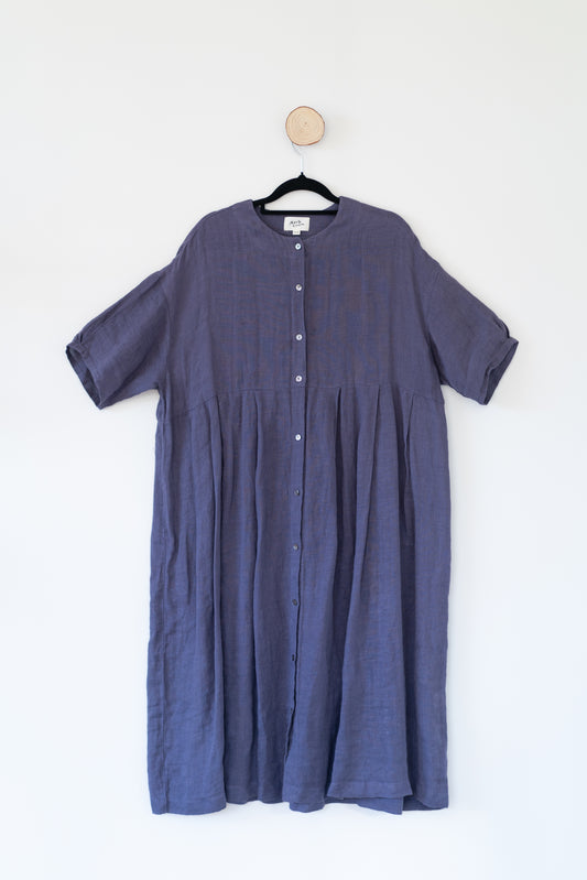 Pleated buttoned tee dress in violet, 100% linen