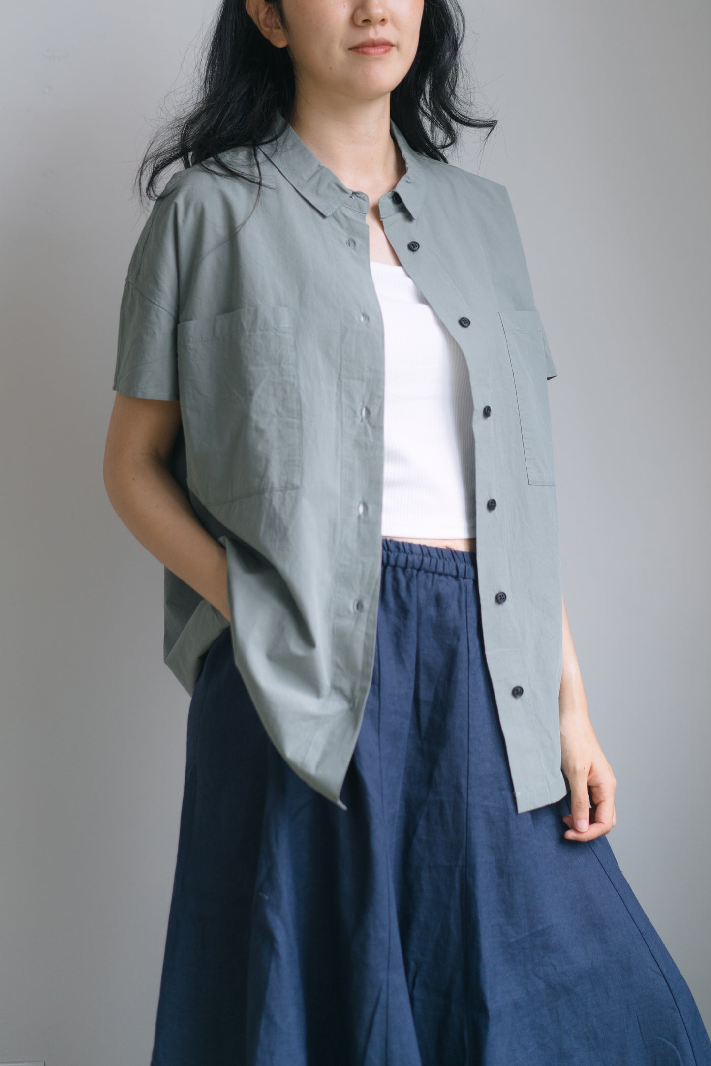 Cap sleeve shirt in dusty grey, 100% cotton