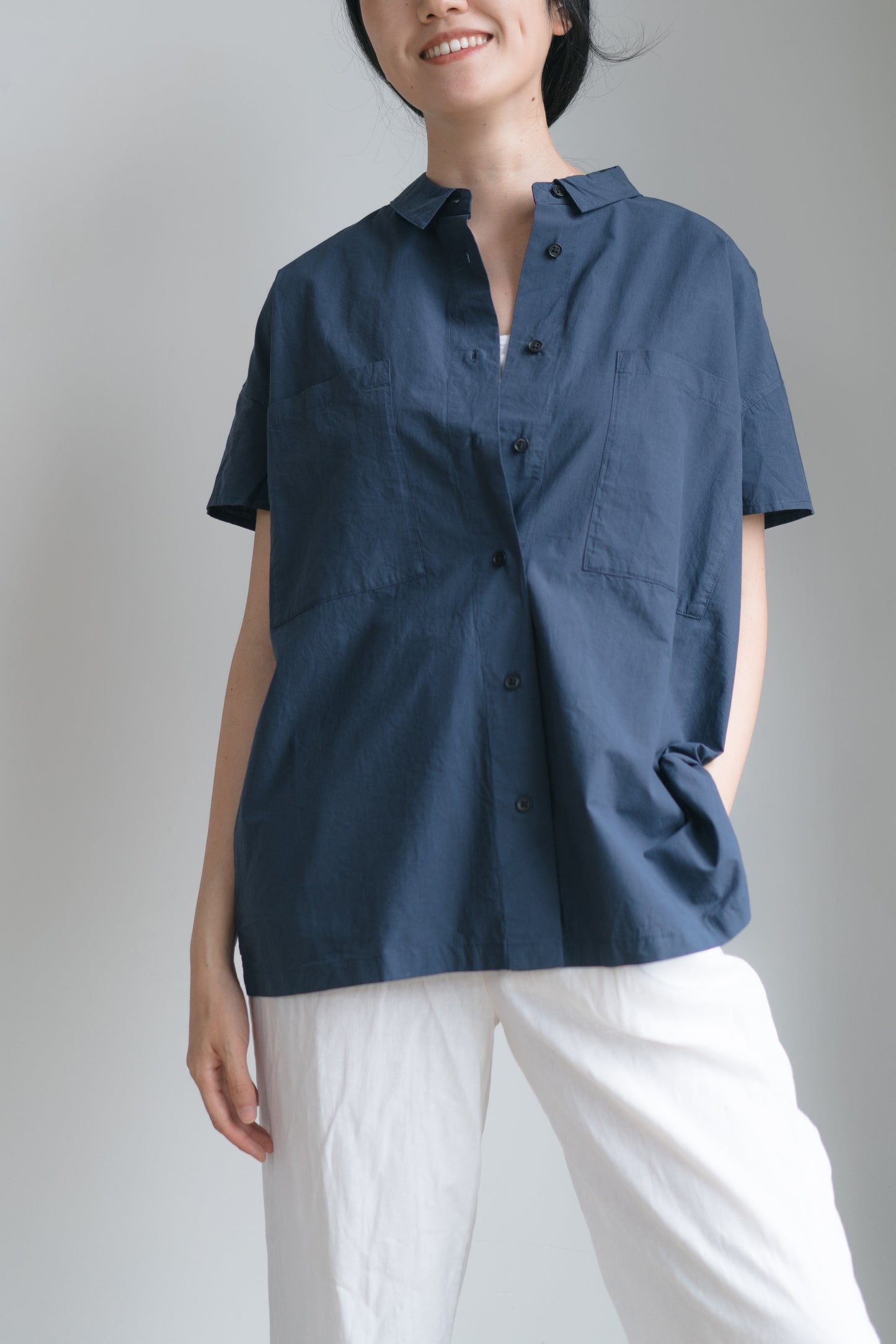 Cap sleeve shirt in navy blue, 100% cotton