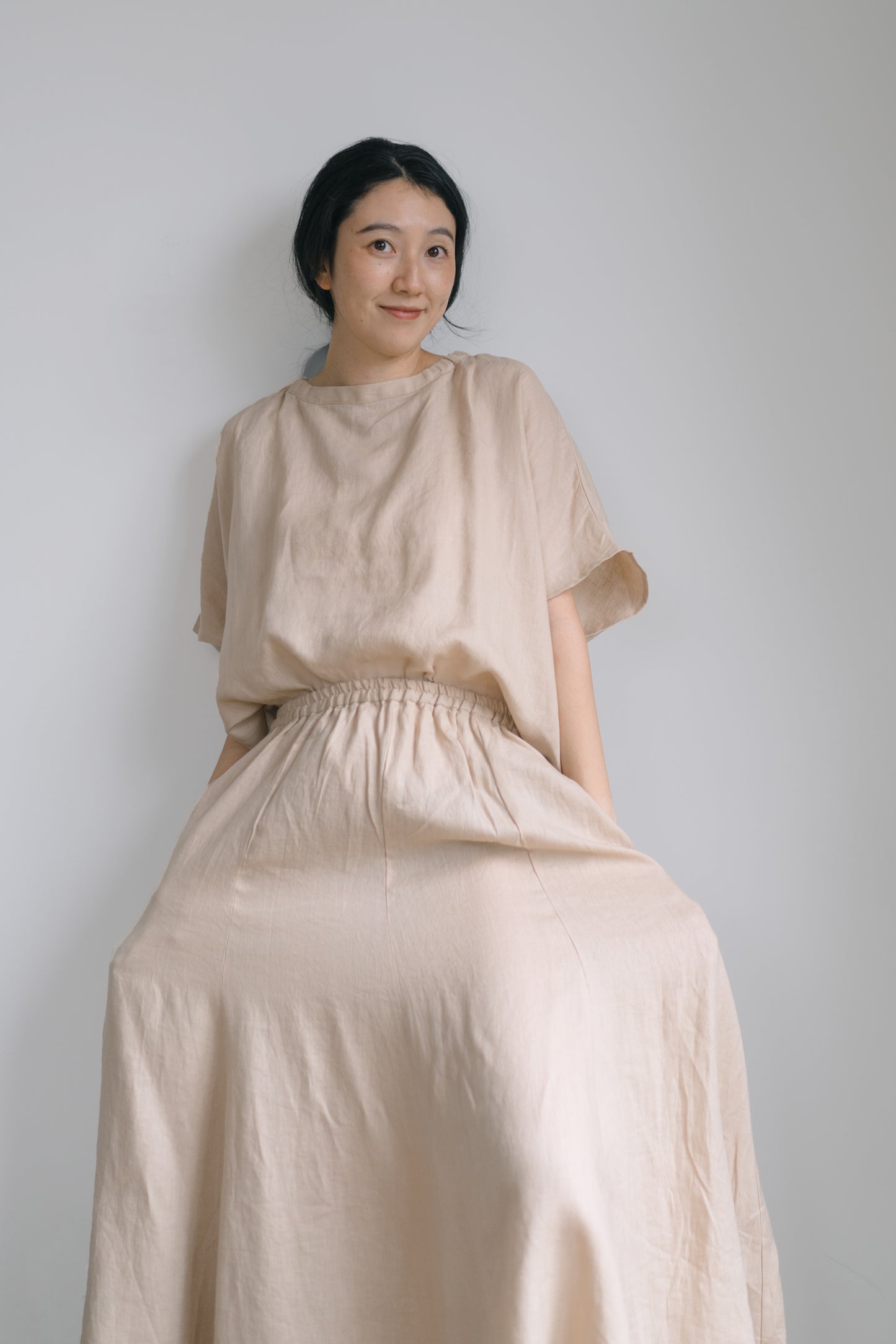 Batwing sleeve shirt in desert sand, 100% linen