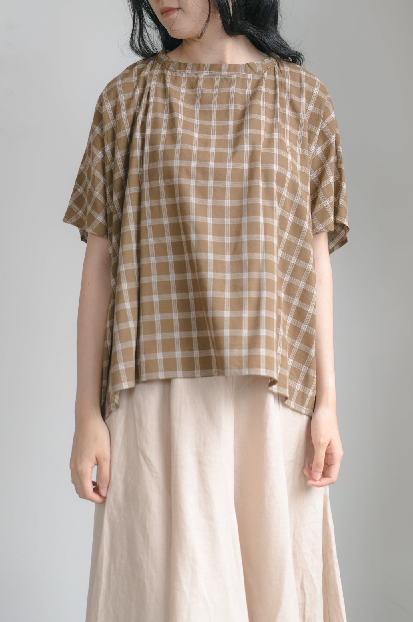 Batwing sleeve shirt in cappuccino plaid, cotton and viscose blend