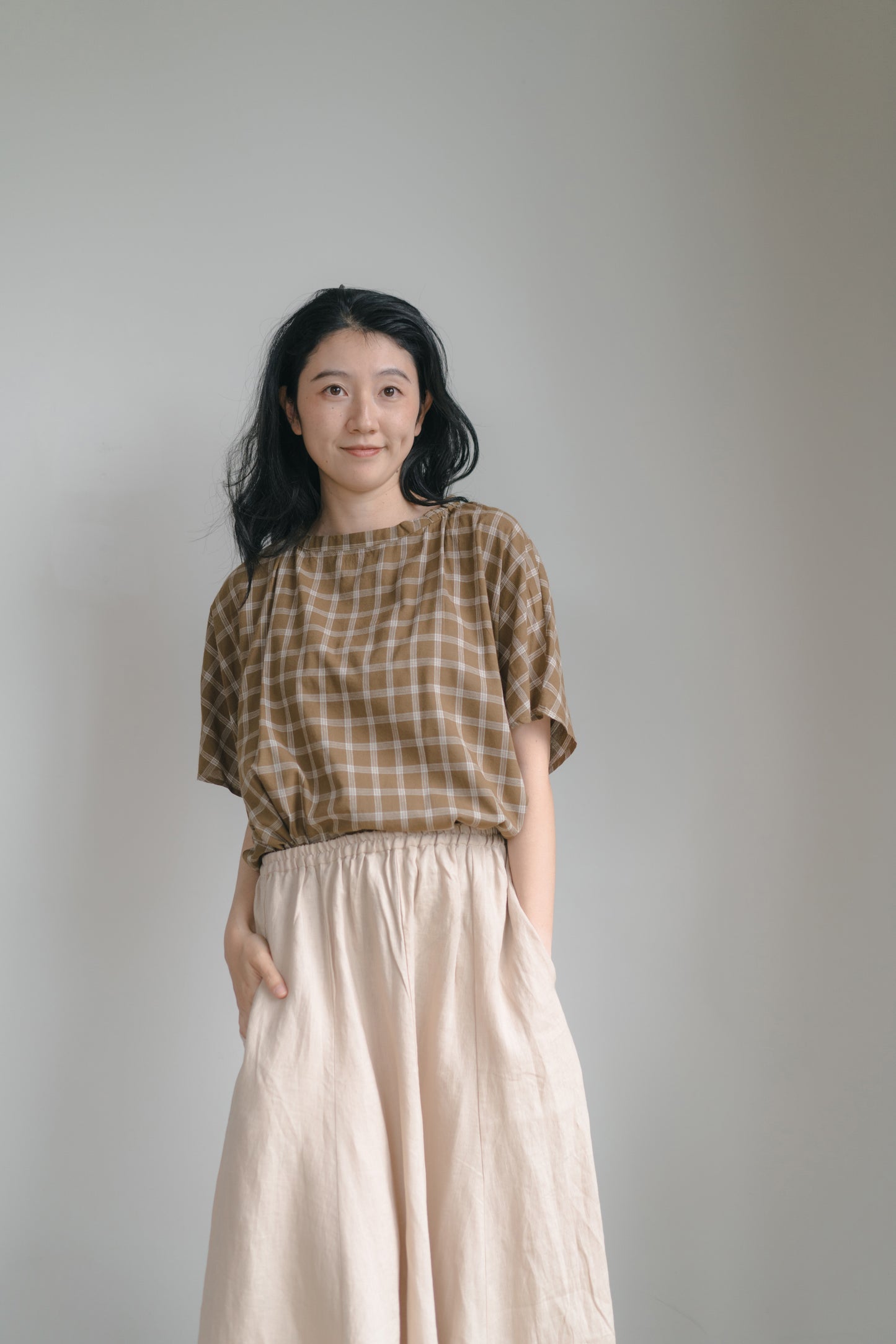 Batwing sleeve shirt in cappuccino plaid, cotton and viscose blend