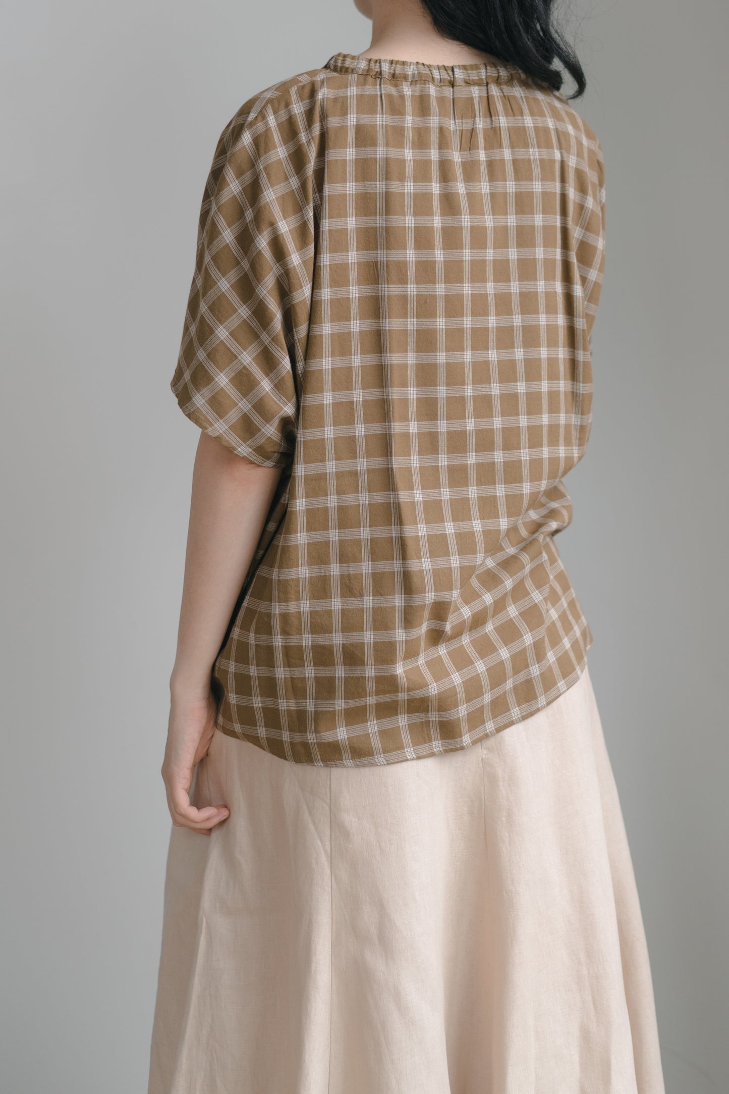 Batwing sleeve shirt in cappuccino plaid, cotton and viscose blend