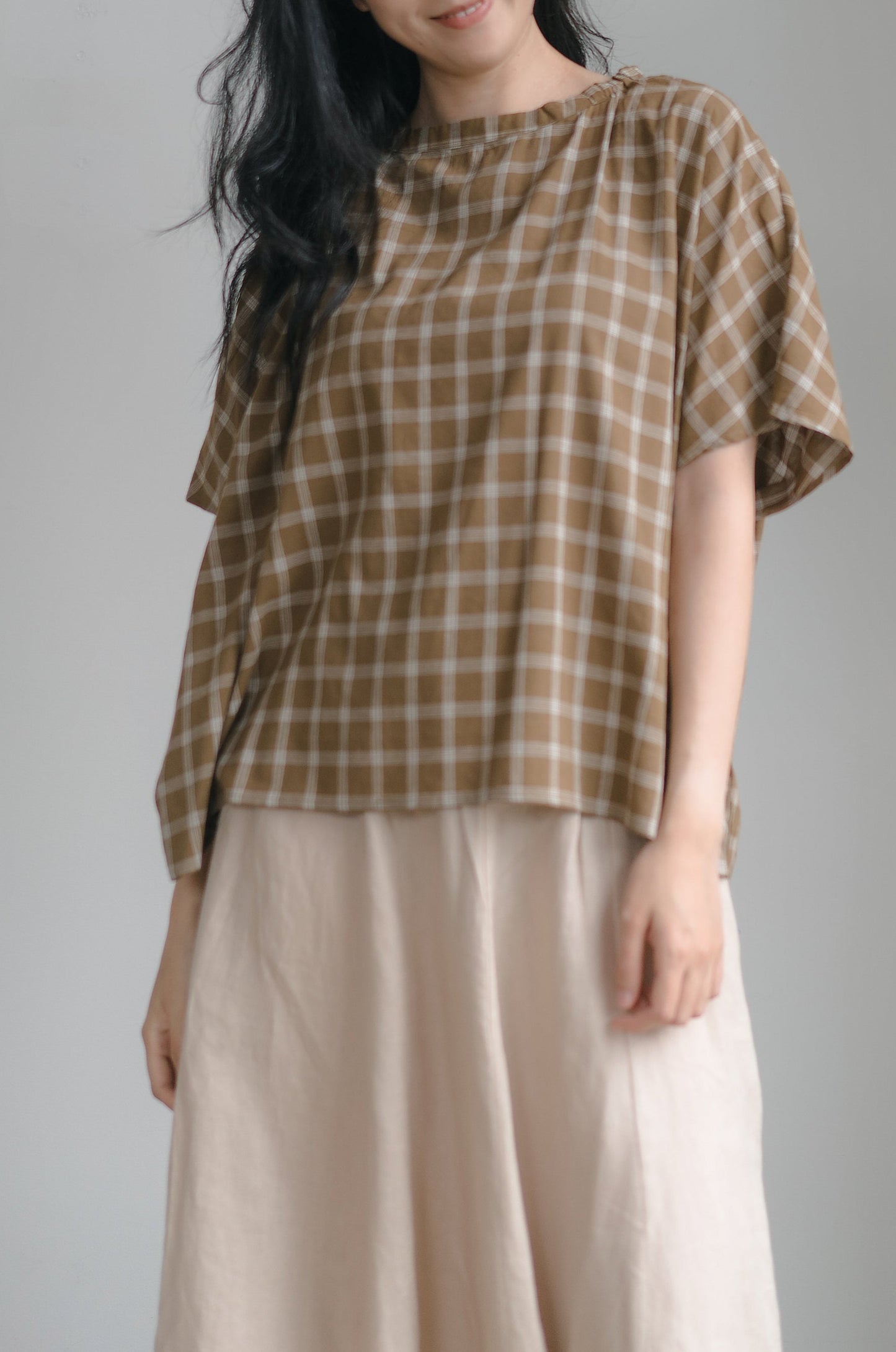 Batwing sleeve shirt in cappuccino plaid, cotton and viscose blend