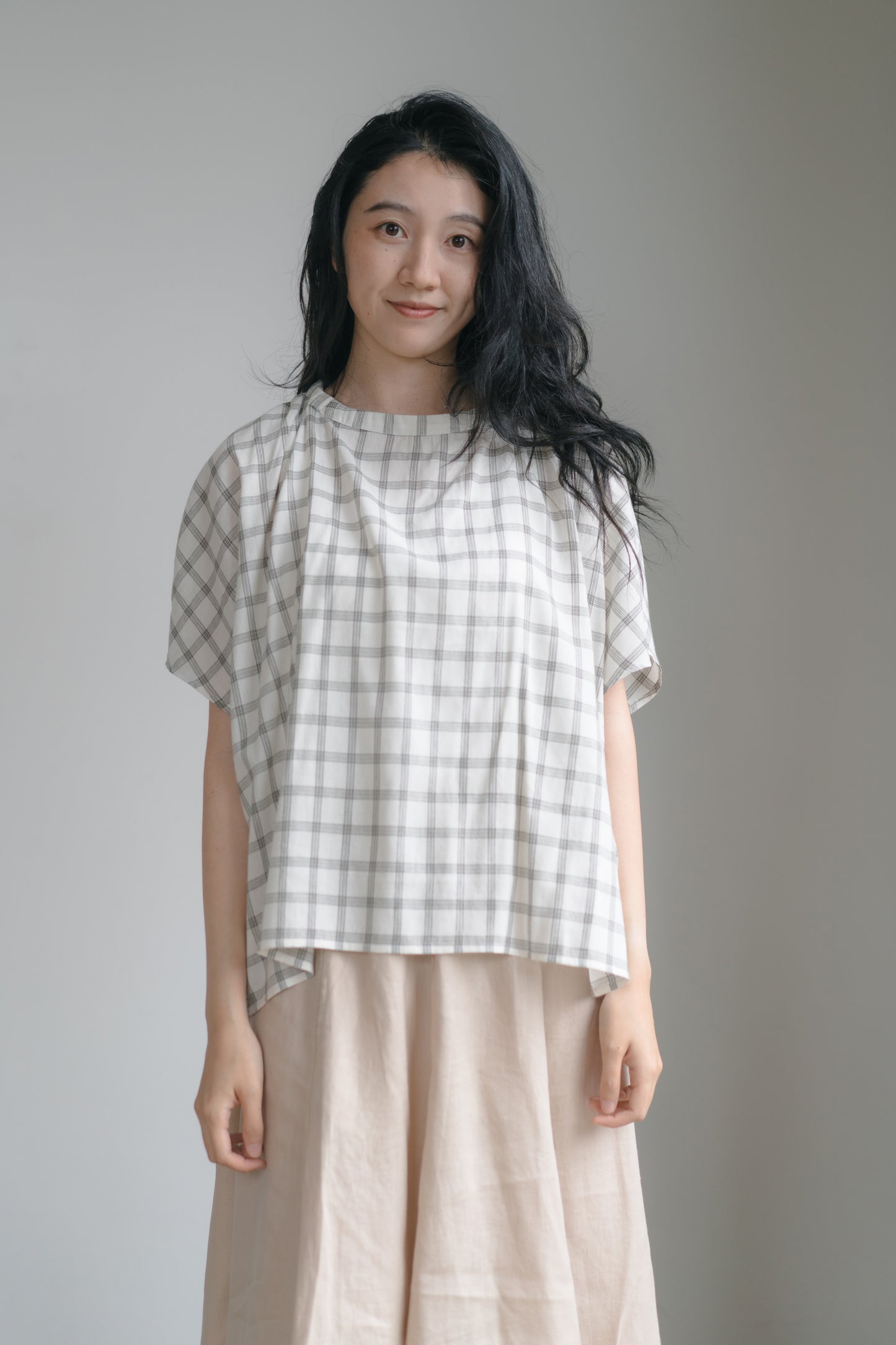 Batwing sleeve shirt in white plaid, cotton and viscose blend