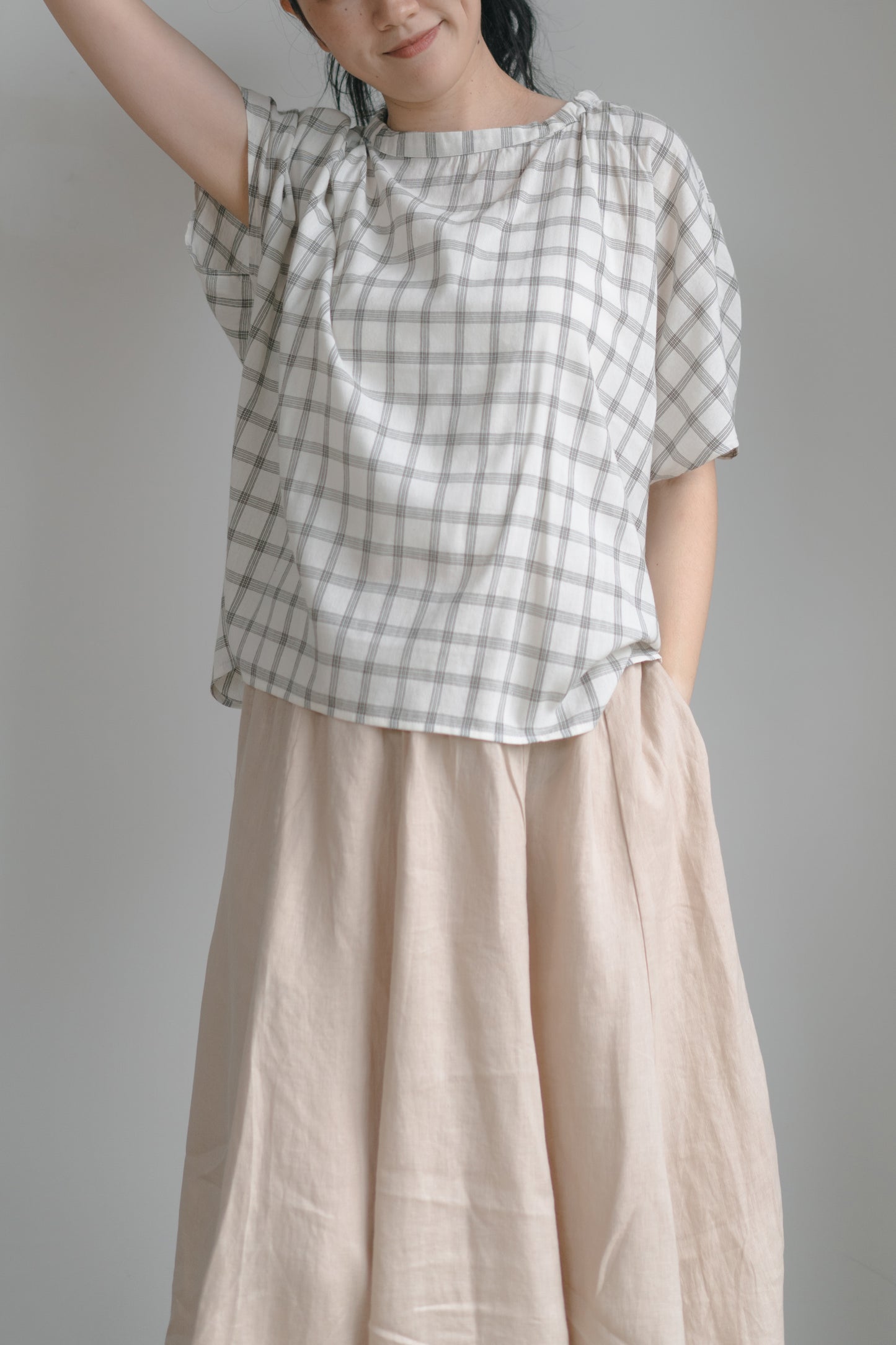 Batwing sleeve shirt in white plaid, cotton and viscose blend