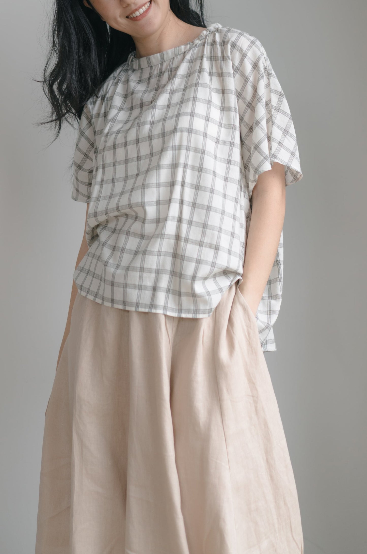 Batwing sleeve shirt in white plaid, cotton and viscose blend