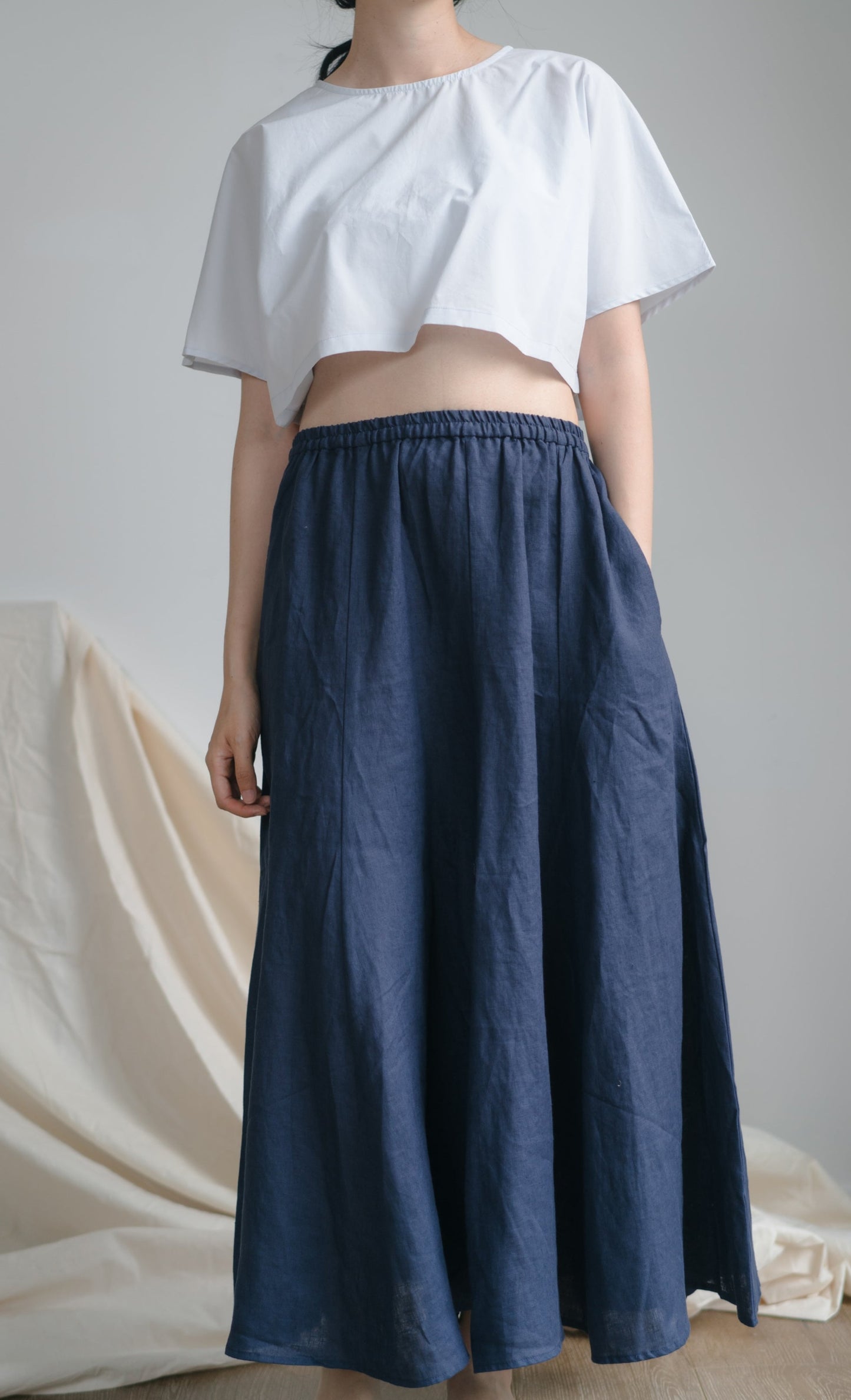 Everyday flare midi skirt in navy blue, 100% linen