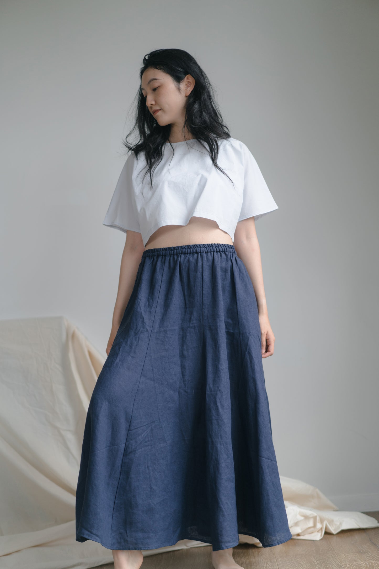 Everyday flare midi skirt in navy blue, 100% linen