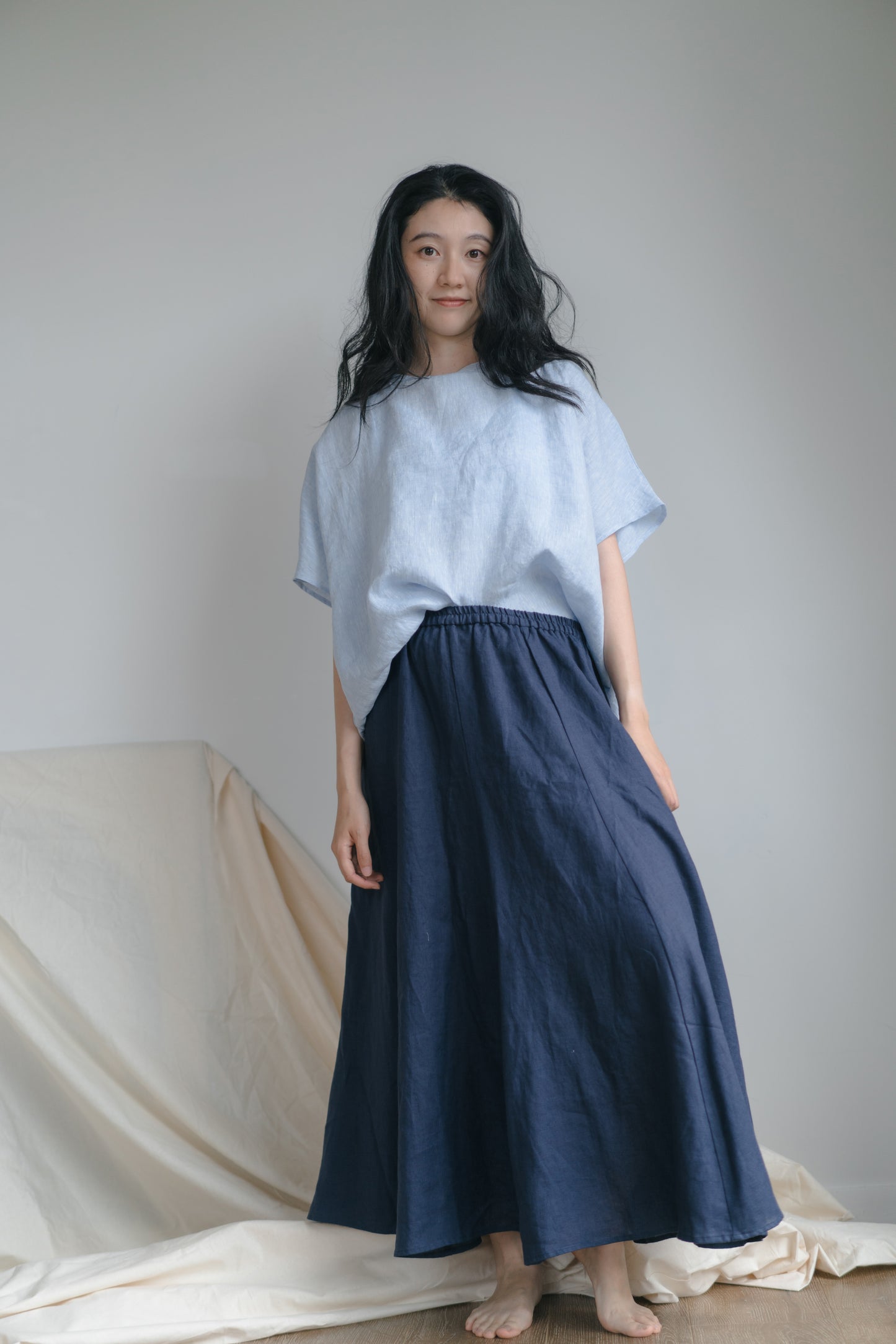 Everyday flare midi skirt in navy blue, 100% linen